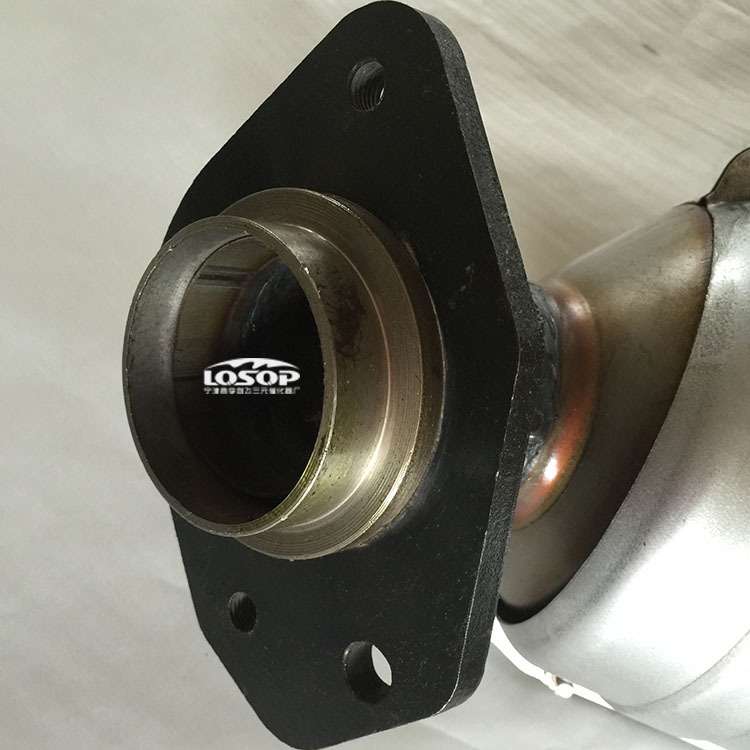 厂家供应三元催化器适用长城哈弗H6 2.4 2.0汽车排气管三元催化器