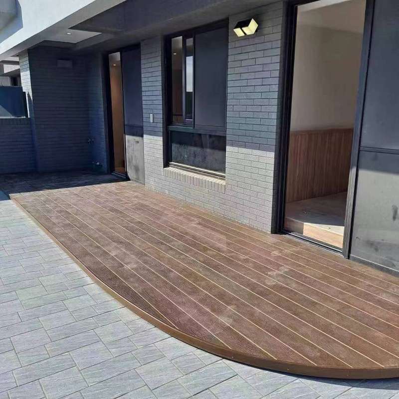 户外木塑地板PVC塑木栈道庭院室外浮雕压花防潮耐磨现代风格防水