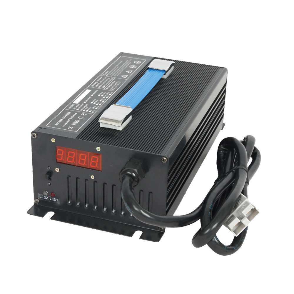 全自动60V12A48V15A 24V30A 电池充电器 供应电动旅游观光车