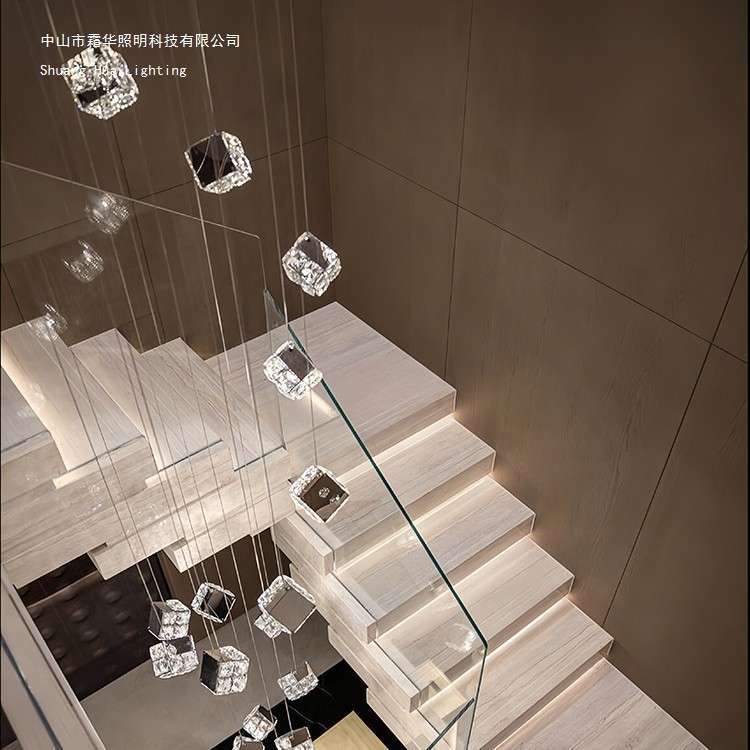 魔方楼梯吊灯公寓复式楼旋转楼梯间轻奢别墅挑空客厅艺术水晶吊灯