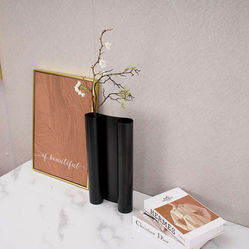 现代简约不锈钢异形花器创意抽象装饰样板房铁艺花插花瓶工艺品
