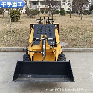 经久耐用滑移装载机 加厚铲斗加强车架 工程农用长期稳定作业