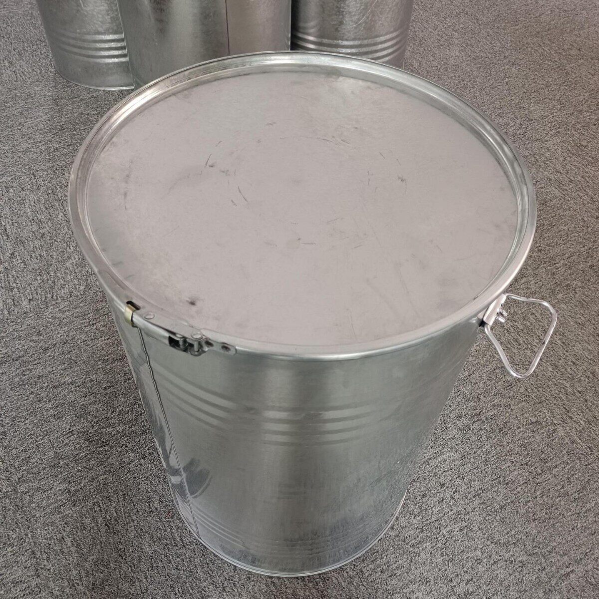 敞口铁桶厂家直销100L开口桶镀锌桶加厚密封圆形化工桶工业铁桶