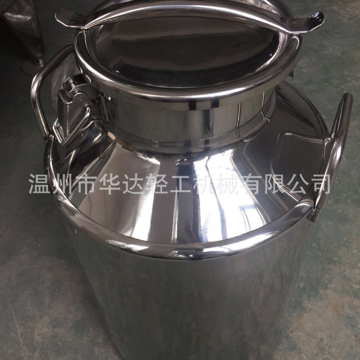 304不锈钢卫生级鲜奶暂存桶 小型便携式50L牛奶豆奶运输桶