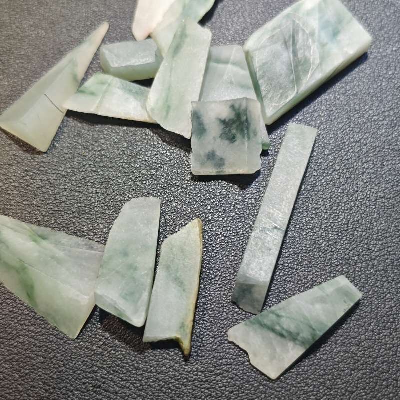 悦缅缘翡翠四会天光墟天然缅甸A货翡翠原料开口原石片料