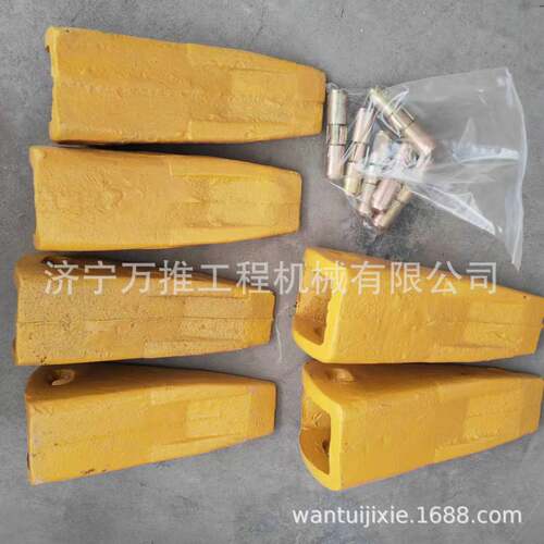 PC200-8铲斗齿根20Y-70-14520铲斗齿座