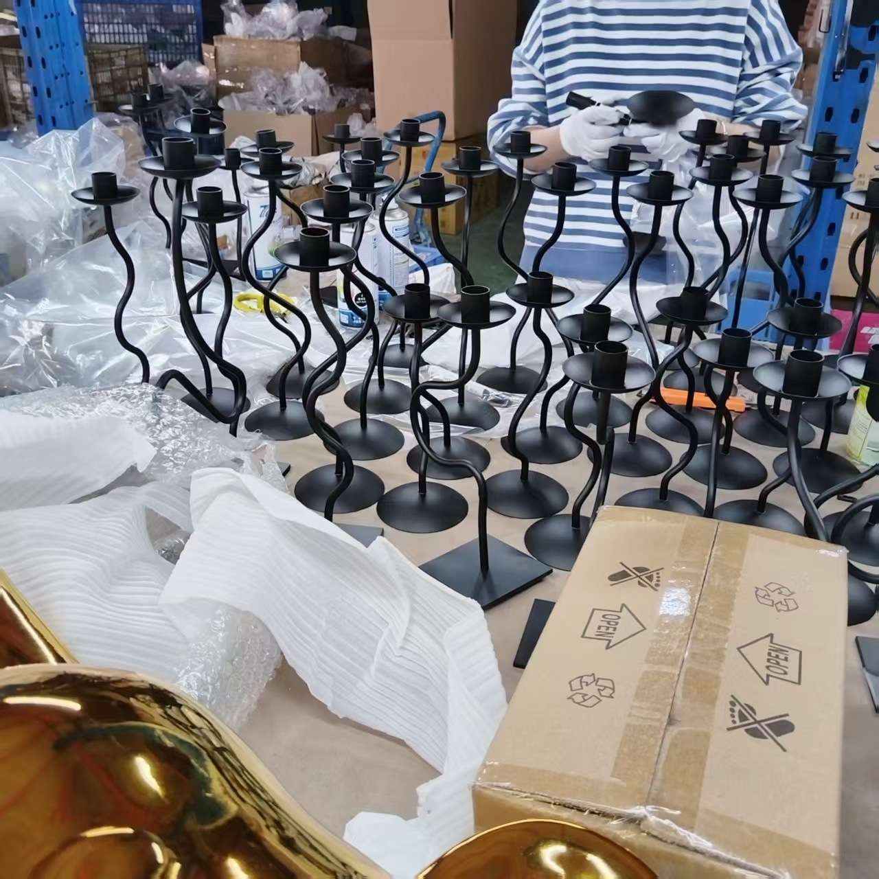 现代简约几何铁艺线条烛台桌面摆件客厅卧室餐厅电视柜家居装饰品