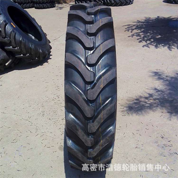 农业林业轮胎 14.9-28大人字工具车轮胎 加深花纹 耐磨型厂家直销