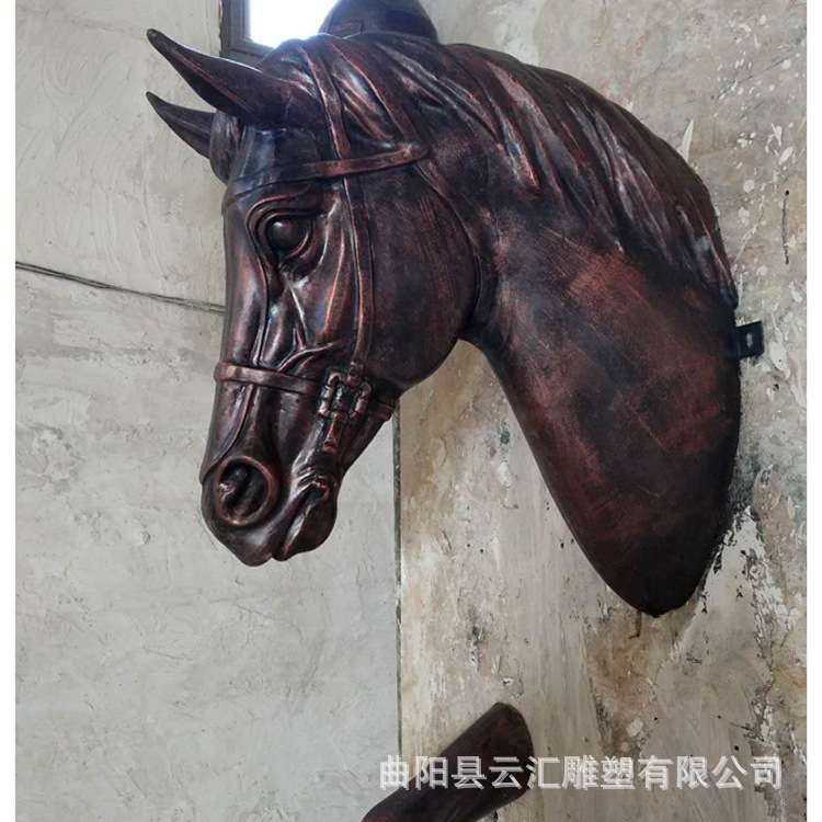 现货玻璃钢仿铜马头雕塑穿墙马半身马仿真动物狮子头景观装饰挂件