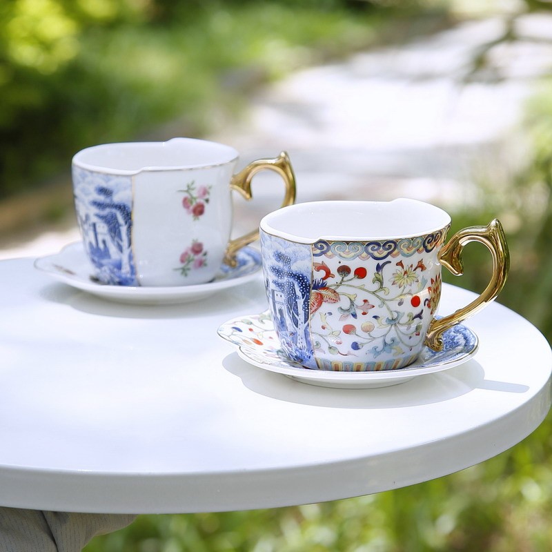 出口英国斗彩青花咖啡杯欧式下午茶轻奢杯碟骨瓷描金青花瓷礼盒装
