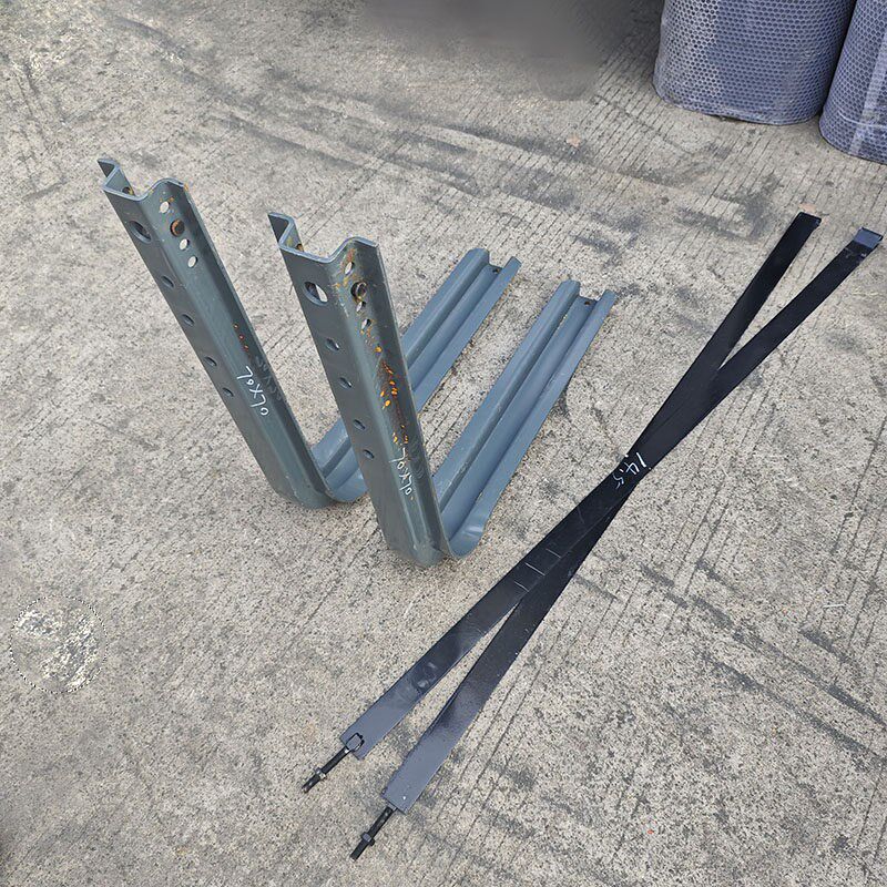 大小货车油箱支架背带胶皮垫带轻卡通用固定托架捆带改装汽车配件