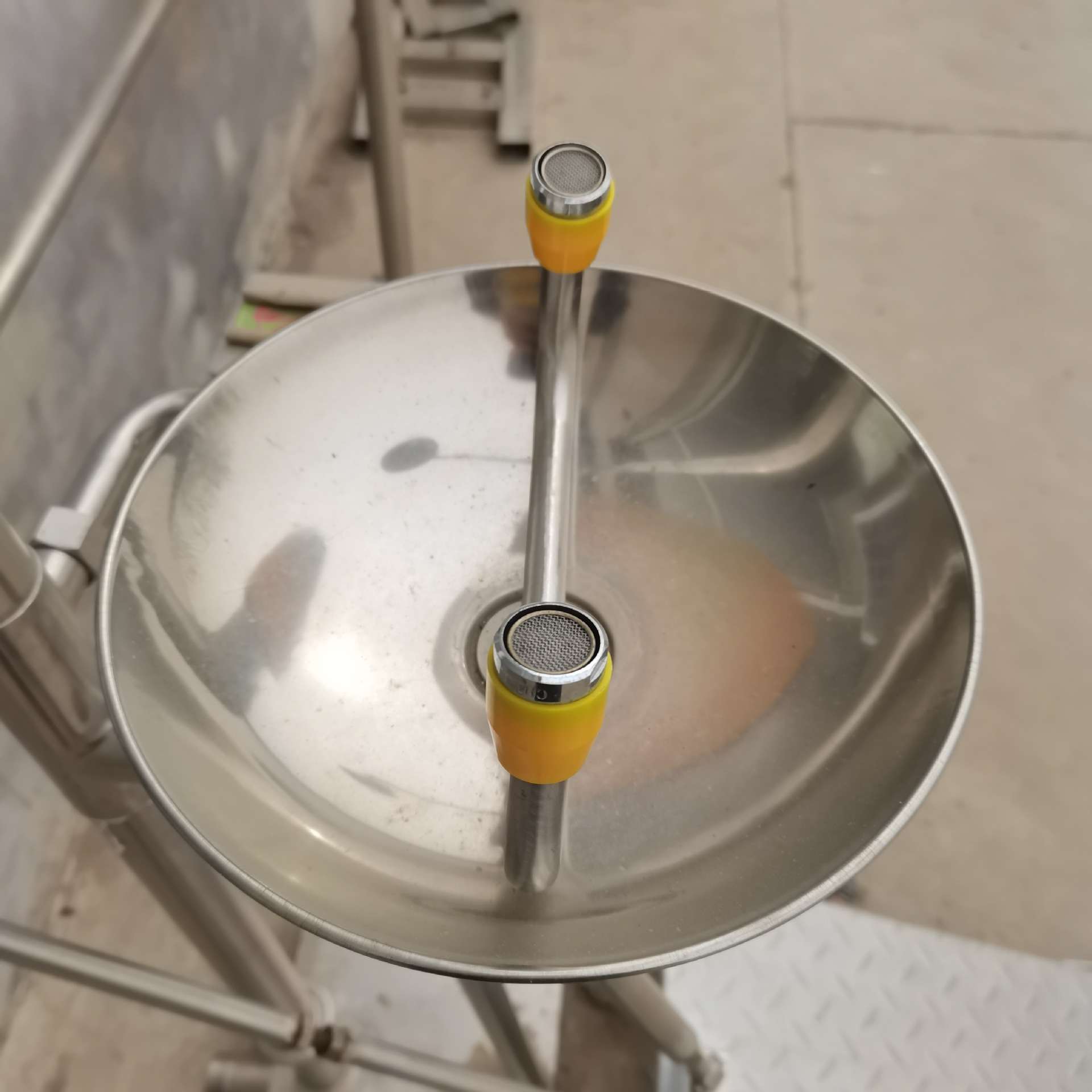 自动排空复合式洗眼器厂家304不锈钢大踏板紧急喷淋洗眼器