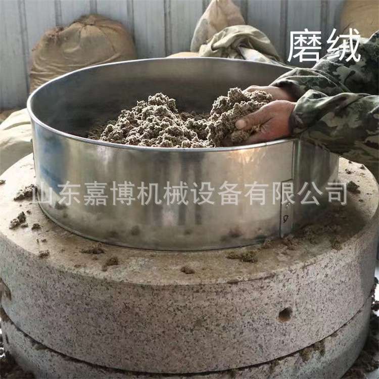 多种规格艾绒电动石磨机 艾草双辊石碾子 景区观赏型电动石碾子