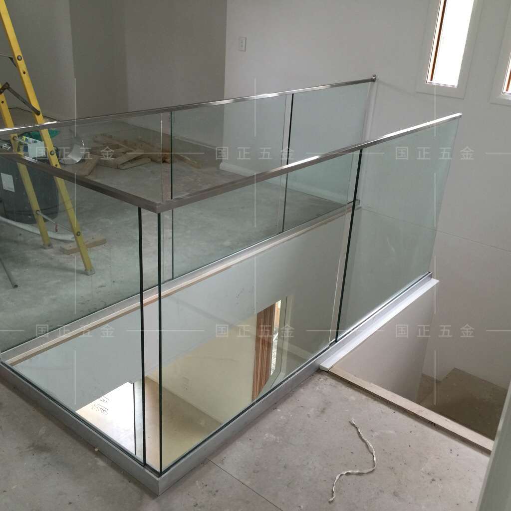 铝合金地槽玻璃护栏灯带led发光无框U槽栏杆商场走廊玻璃楼梯扶手