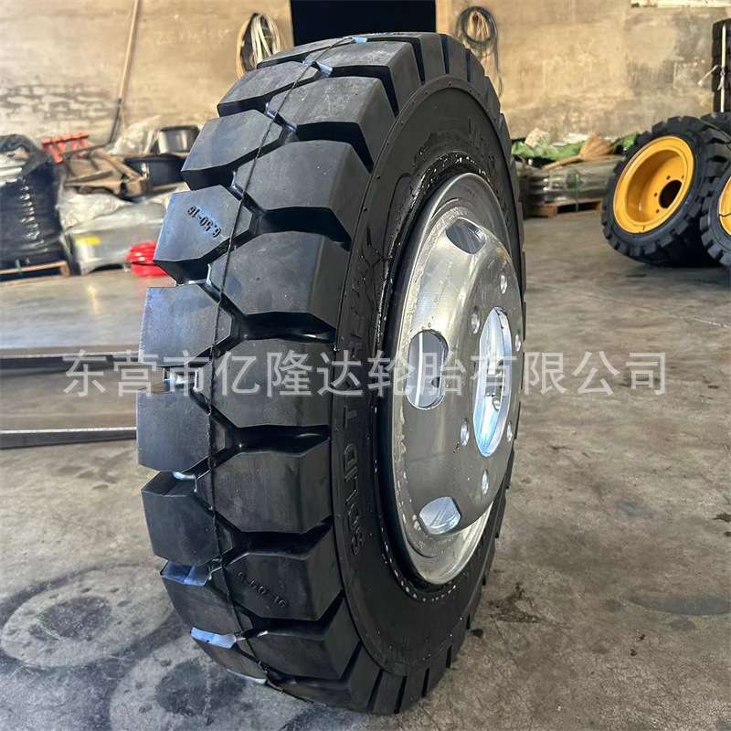 16寸无内实心轮胎耐扎井下矿下拖车运输车双轮700-16对轮650-16