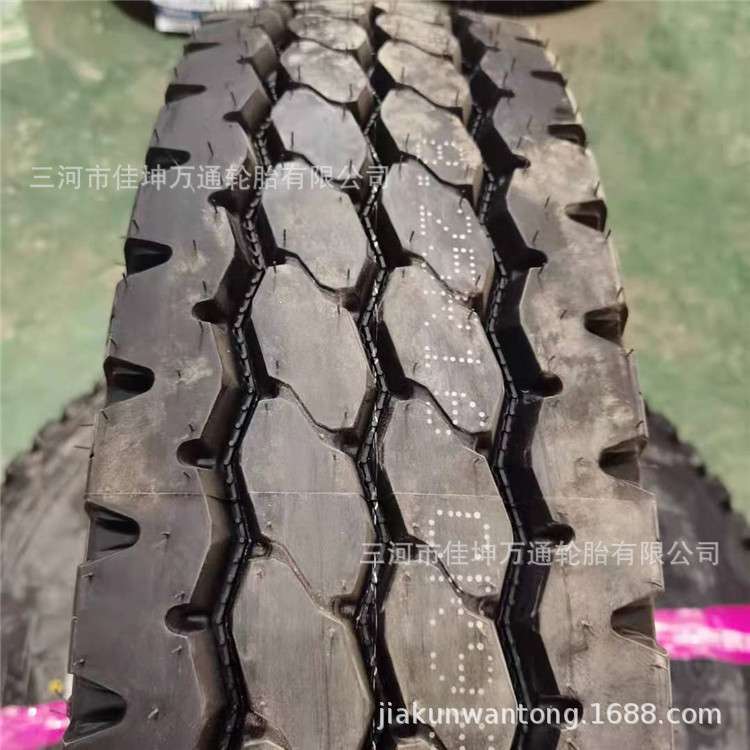 正新轮胎 一手货源 825R16钢丝轮胎 定载 卡客车用
