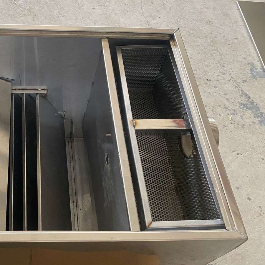 不锈钢餐厅厨房地埋式隔油池商用油水分离器三级过滤油污地沟油池