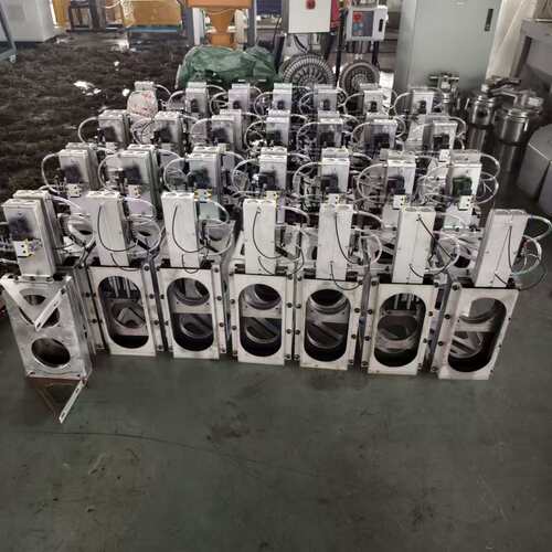 中央集中供料系统注塑机全自动生产线控制辅机设备一站式采购安装