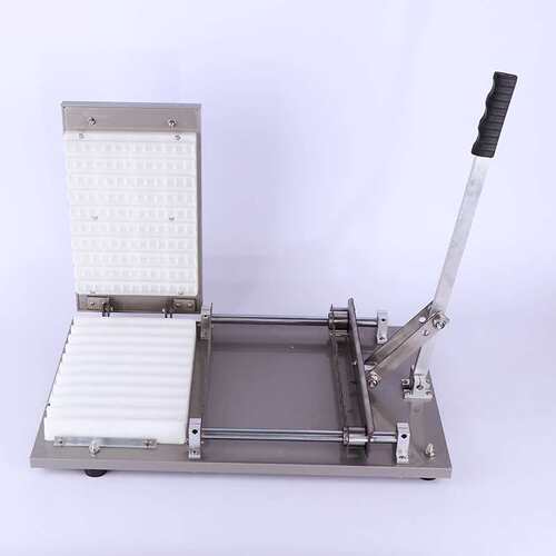 Manual skewer threading machine for Spicy Hot Pot Barbecue