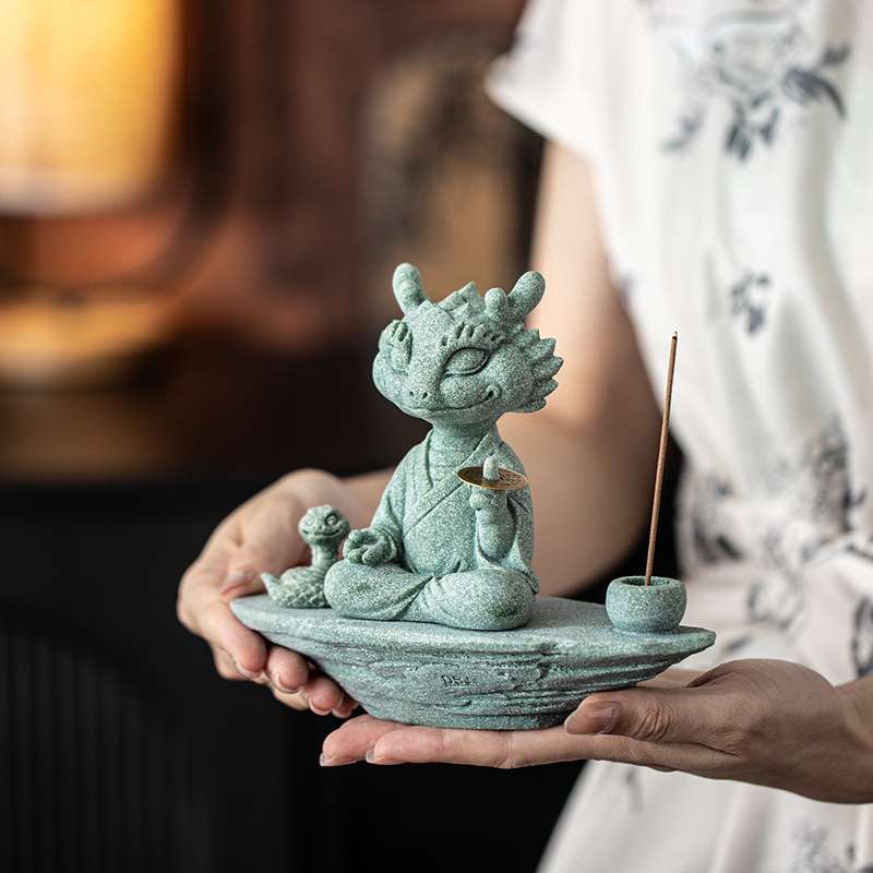 国潮新款创意青砂石龙蛇大师一指赚茶宠摆件逗兽记家用桌茶道用具