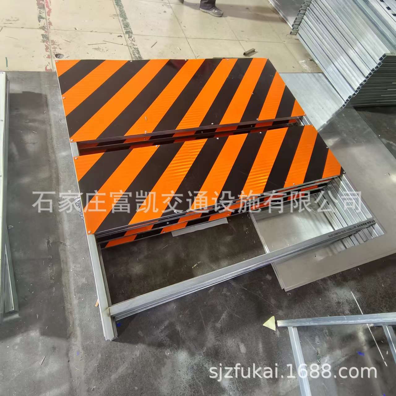 铝板标志牌制作加工 铝板反光膜标志牌 反光标志牌加工 交通标志