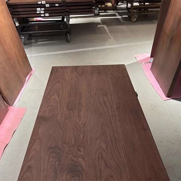尺寸: 218*80*4.6 三拼 北美黑胡桃大板 全方