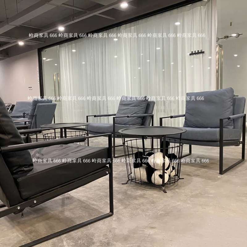 意式轻奢咖啡厅奶茶店休闲超纤皮沙发餐椅休闲轻食店铁艺桌椅组合