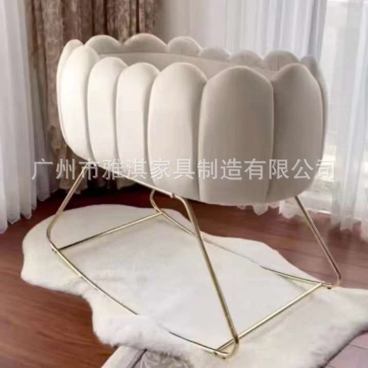 婴儿床厂家多功能婴儿睡床便携式婴儿摇摆床安全婴儿摇椅婴儿摇篮