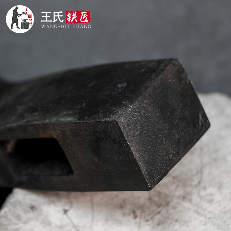 王荣山手工夹钢斧子贴钢斧木工斧户外野营家用劈柴剁骨斧不卷不崩