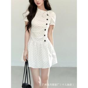 QD 韩系设计感白色波点连衣裙夏季新款褶皱设计感学院风少女裙