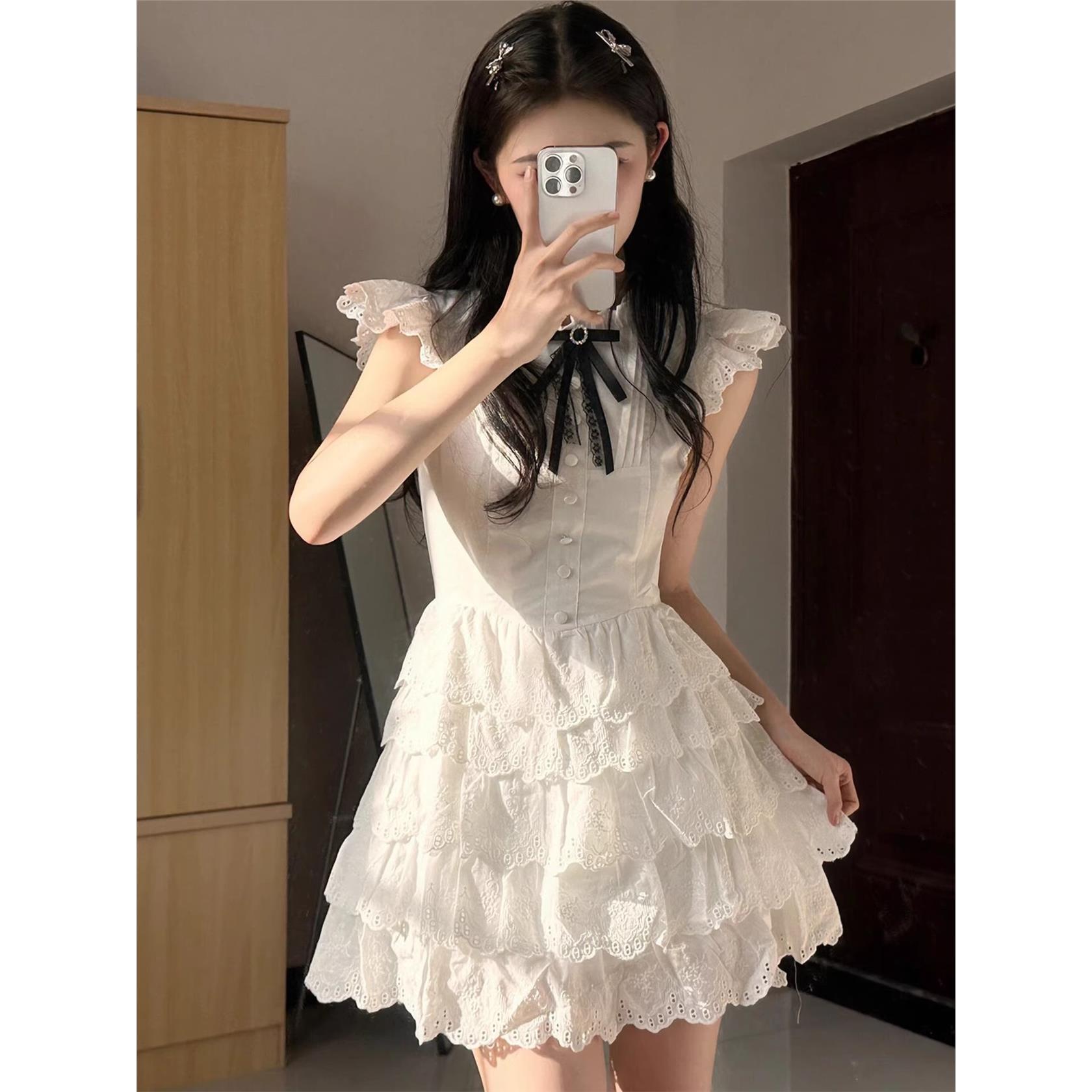 学院风白色连衣裙女夏季