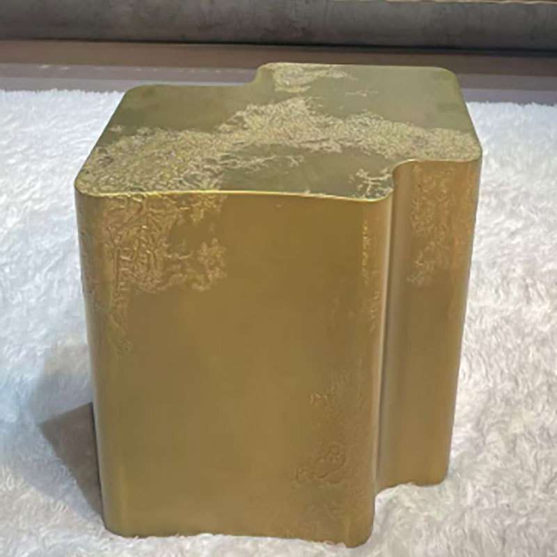 意式轻奢树根茶几雕刻锻打金属创意异性边几设计师家用客厅家具