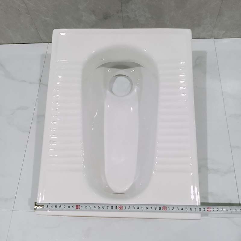 酒店宾馆工程大便池蹲式陶瓷大便器厂家低价蹲厕所农村改造WC蹲坑
