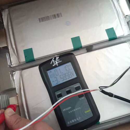 Célula Pouch Li-Ion 3.7V 37Ah para Aplicación Vehicular