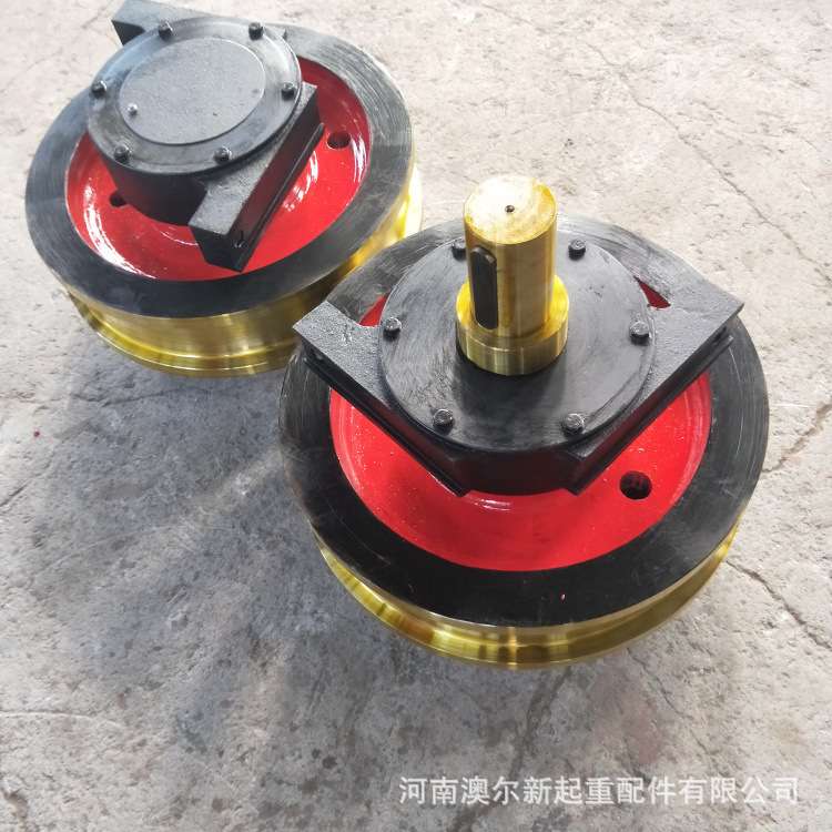 厂家供应 行车大车车轮组 天车轨道车轮组 φ700*200行车轮
