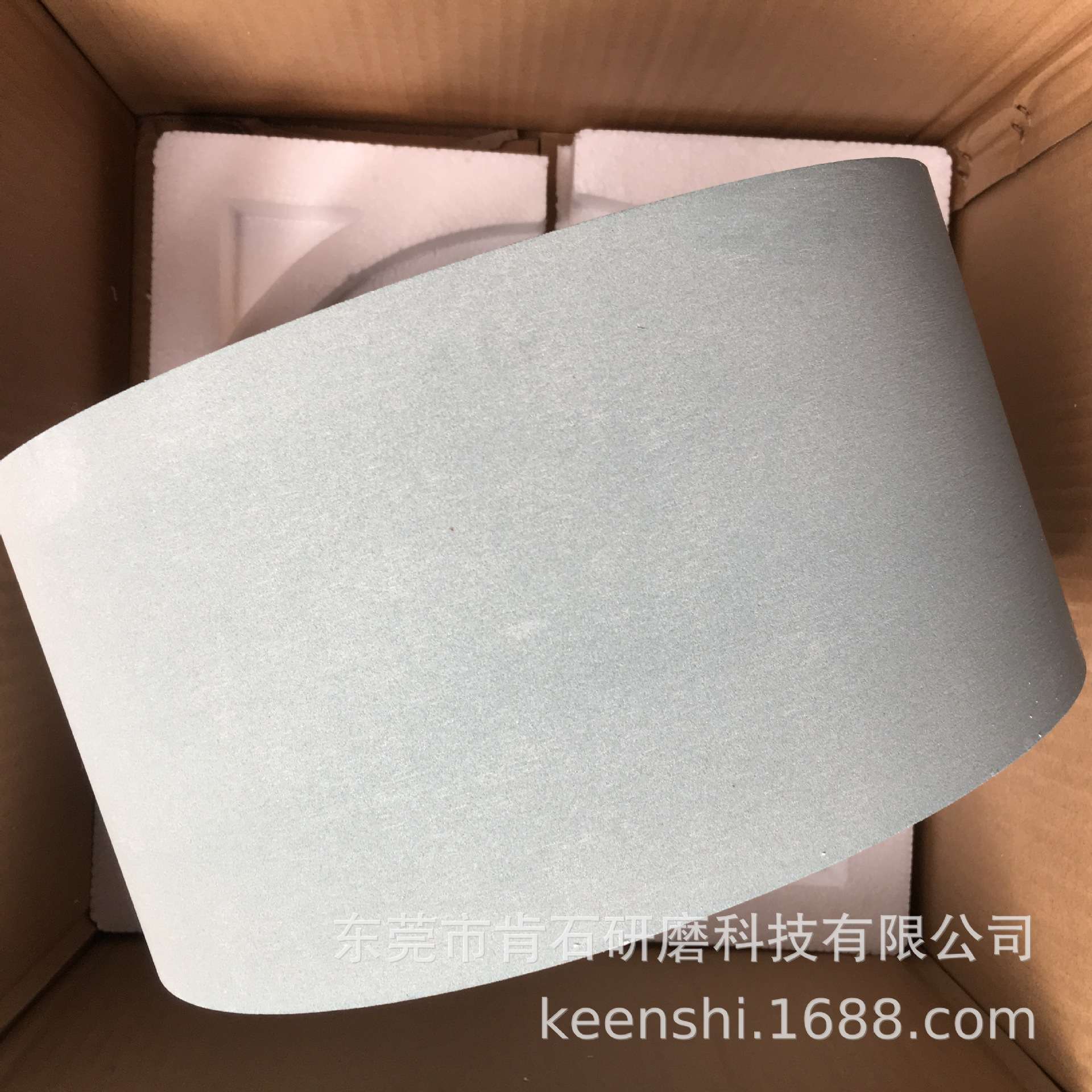 现货高光洁度 高细粒度GC150/180/220/240目12机18机无心磨床砂轮图片