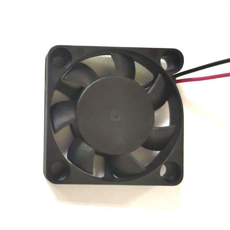 5V12v微型轴流3006 3007散热3cm低噪音长寿命液压小风扇量大价优