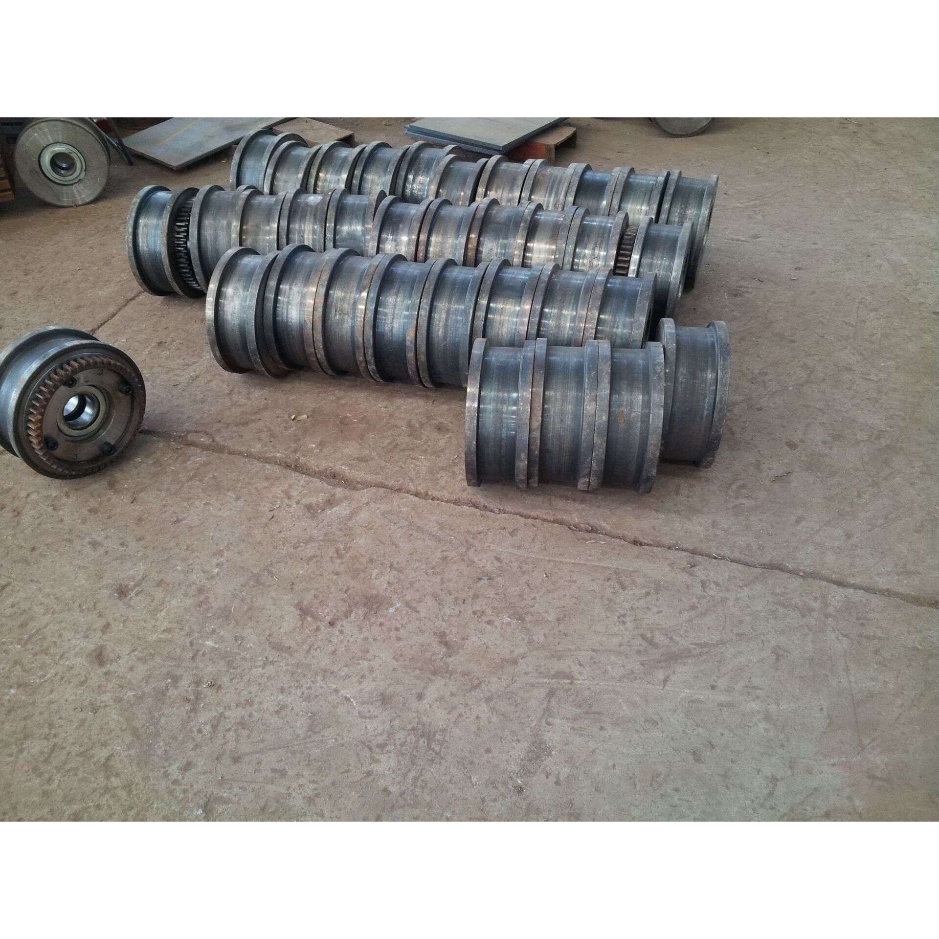 起重机行车轮 行车联体轮 欧式端梁行走轮 直径400MM