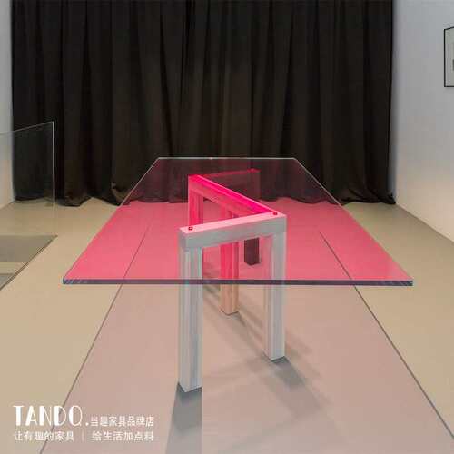 Penrose Dinner Table 意式极简餐桌 中古风 彩色玻璃洽谈桌 设计