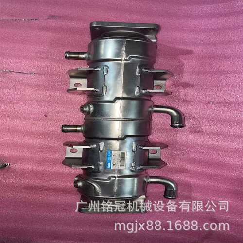PC1250-8MO SAA6D170E-5发动机EGR管 6245-61-7102挖掘机配件