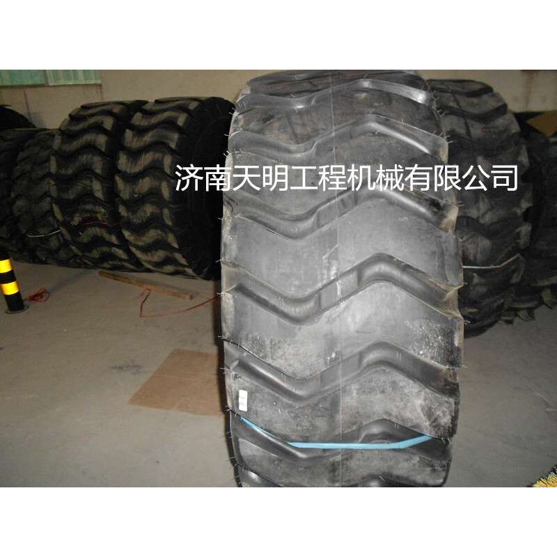 13.00R24平地机全钢子午线轮胎 推土机工程轮胎