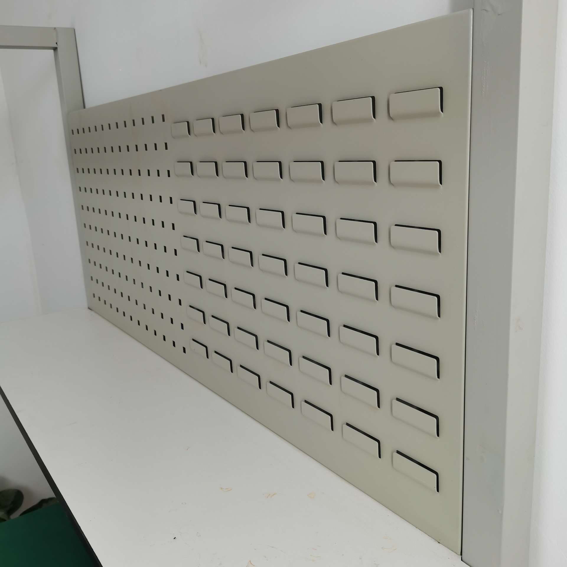 防静电工作台工具挂板装配维修检测台洞洞板操作台双层带灯桌子
