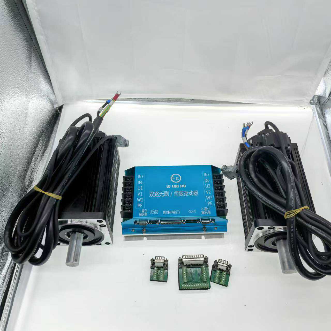 48V1000W1500RPM伺服电机套装双路驱动器CAN通讯RS232履带机器人