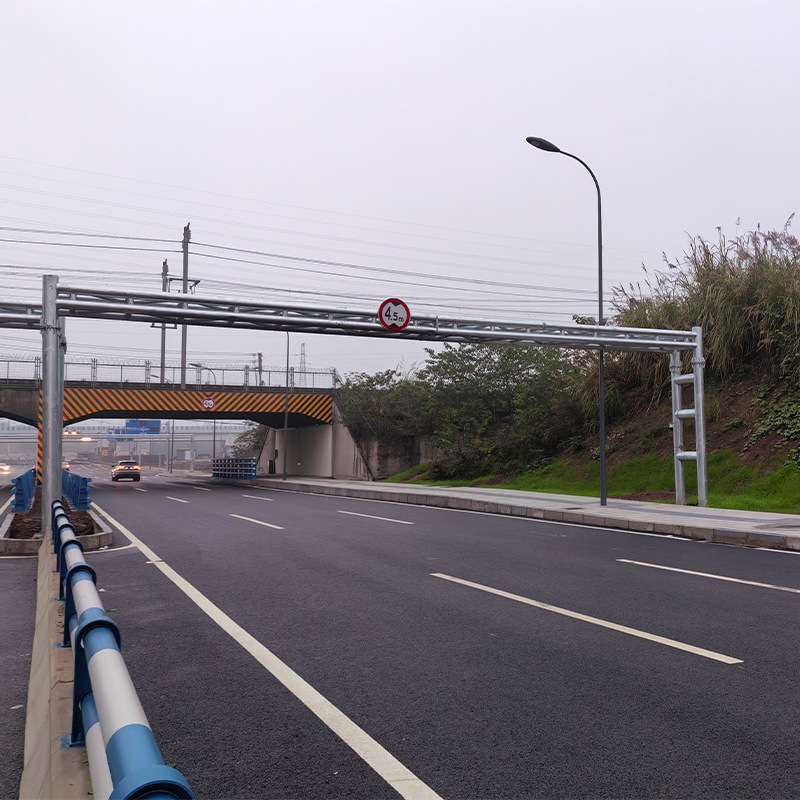 高速公路交通限高架室外通用限速升降式专用道路反光膜限高杆