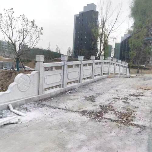 石栏杆制作花岗岩石护栏 河道青石栏板 桥梁鱼池塘石雕围栏