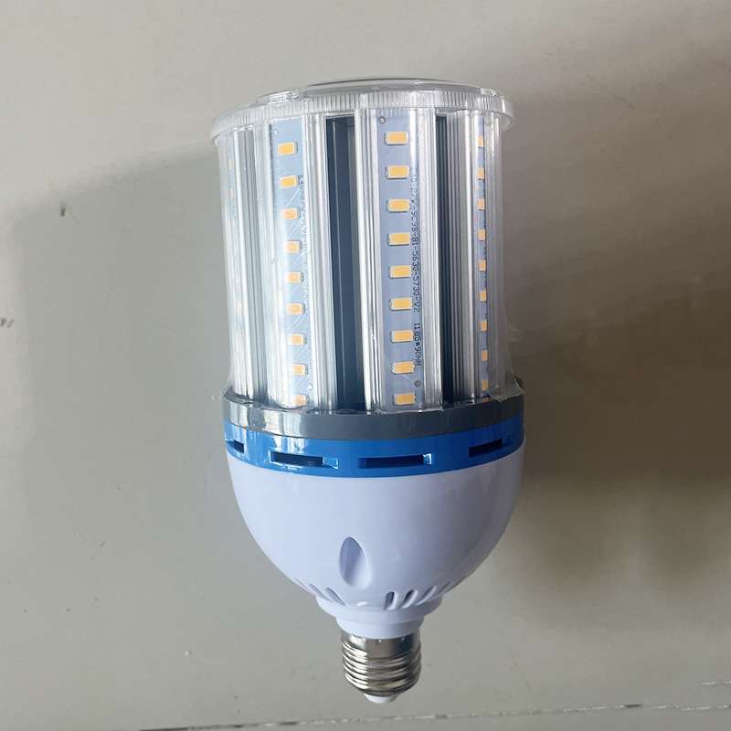 LED玉米灯护眼超亮灯泡无频闪光源E27螺口室内吊灯照明蜡烛灯厂家