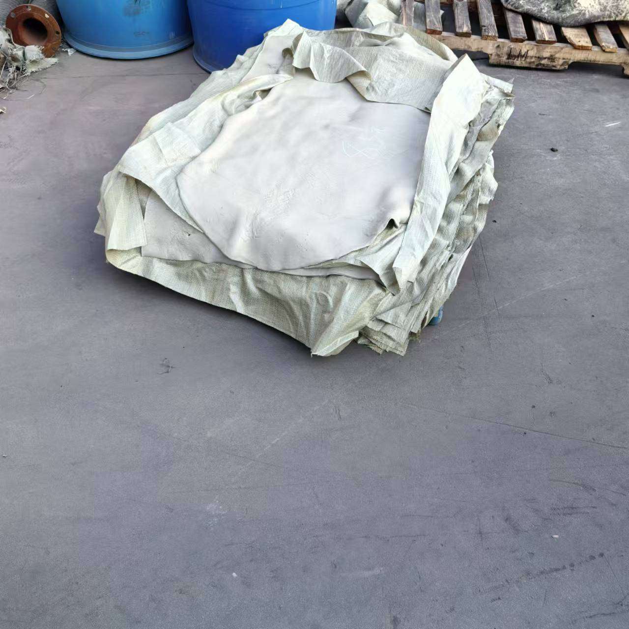 加工各种性能的橡胶片，各种颜色的胶片量大优惠国产耐高温