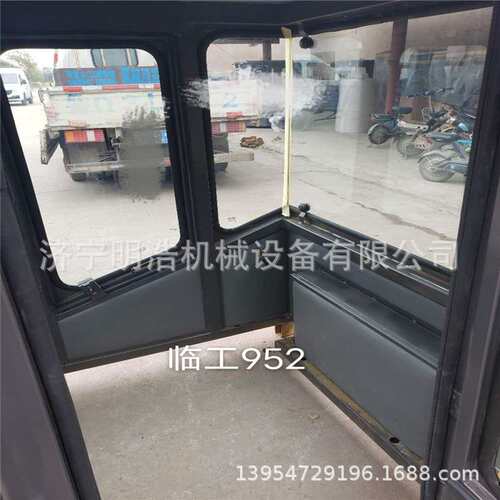 现货销售临952装载机驾驶室总成 仪表盘座椅变速箱液压油管油缸