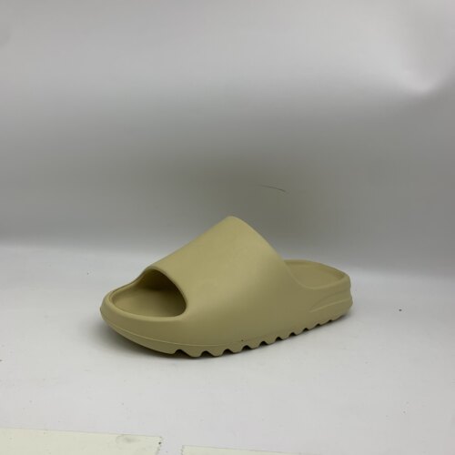 鞋码37码一双 撤柜孤品 品牌鞋 款式播 播间为准 货号1050
