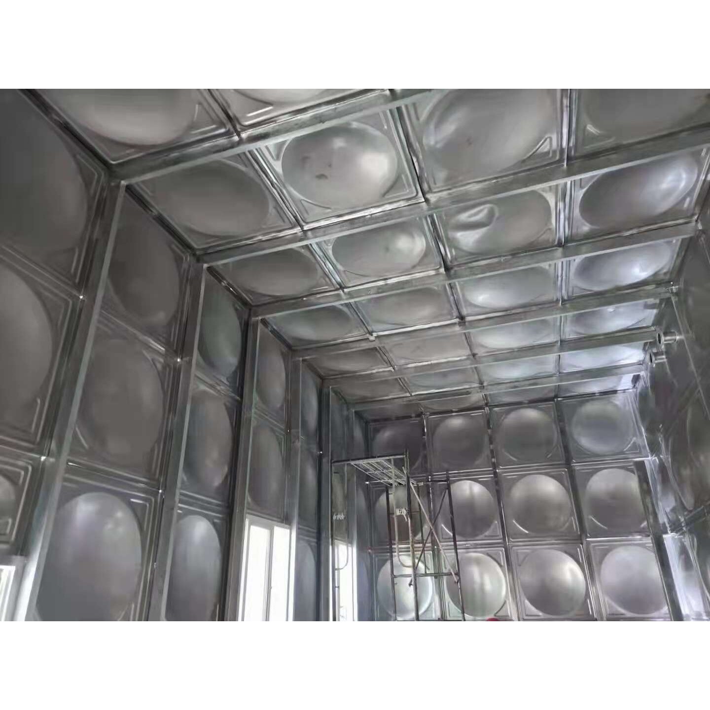 太阳立方厂家家用100储水水罐水塔水塔储水罐大型太阳能罐家用